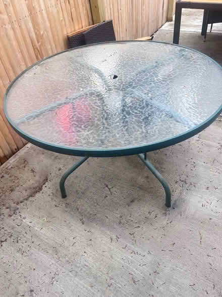 Photo of free outdoor table pick up (Brooklyn) #1