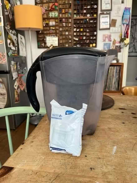Photo of free water filter jug (Stroud GL5) #1