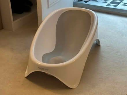 Photo of free Angelcare infant bathtub (Hammersmith W6) #1