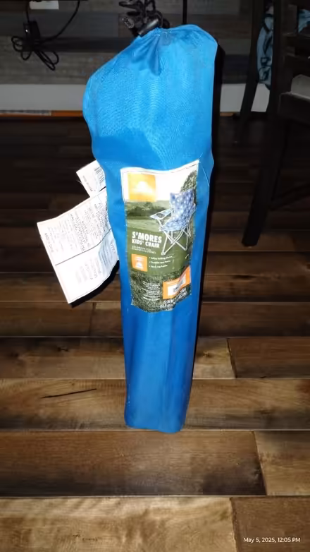 Photo of free S'mores Chair In The Bag (Ward 1, Park View, NW, DC) #2