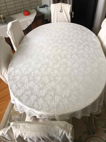 Photo of free Dining Table and 6 Chairs (Upper Moxham in Johnstown) #1