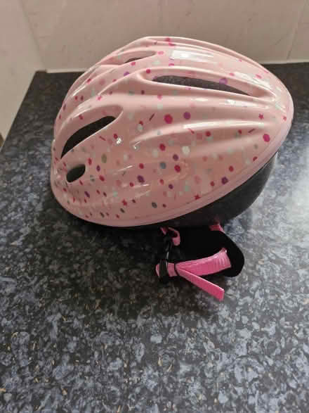 Photo of free Kids cycle helmet 48-52cm (Barming) #1