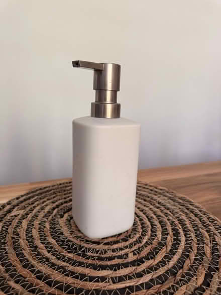 Photo of free Ceramic soap dispenser (L17) #1