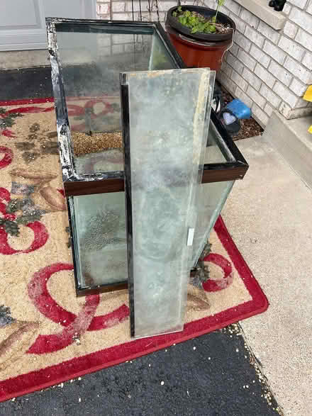 Photo of free Large Fish Tank and Stand (SE Downers Grove) #1