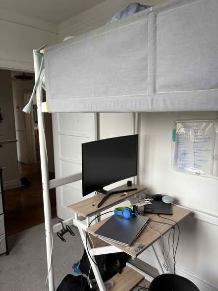 Photo of free Bunk bed without bottom (CR0) #3
