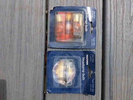 Photo of free Car bulbs (Banister Park SO15) #1