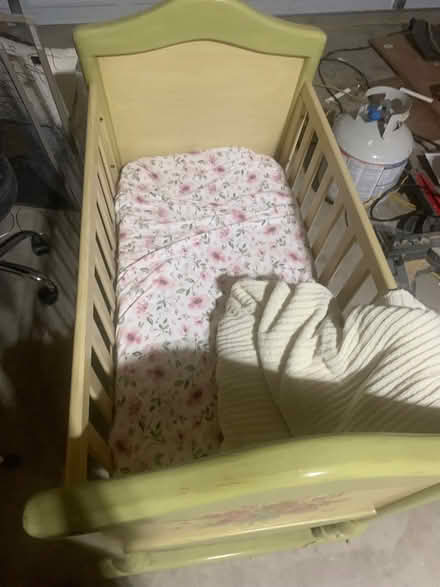 Photo of free Baby crib (Savannah Texas) #3