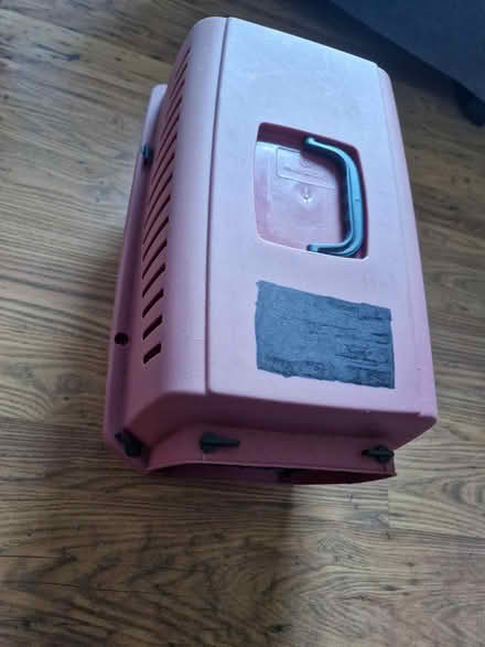Photo of free Cat box (Kidsgrove ST7) #3