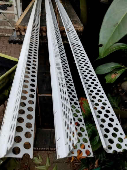Photo of free External Render beading (Broadwater SG2) #2
