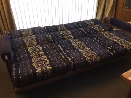 Photo of free Three piece suite (Honiton central) #4