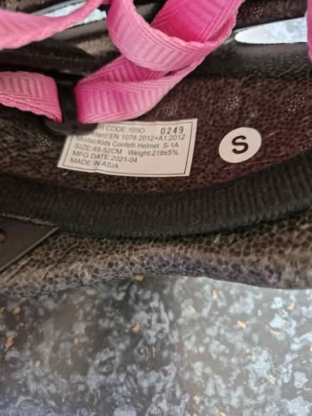 Photo of free Kids cycle helmet 48-52cm (Barming) #3