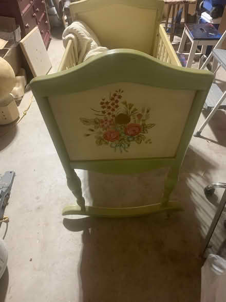 Photo of free Baby crib (Savannah Texas) #4