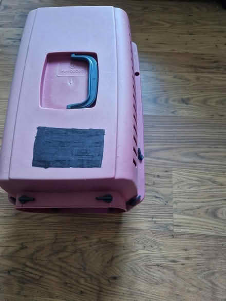 Photo of free Cat box (Kidsgrove ST7) #2