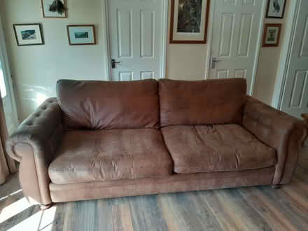 Photo of free 4 seater sofa (Knucklas LD7) #1