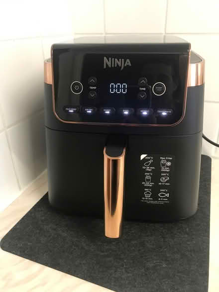 Photo of free Ninja Air fryer Hardly Used (Buckland TQ12) #1
