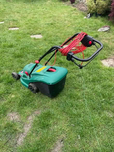 Photo of free Lawn mower (IG8) #1