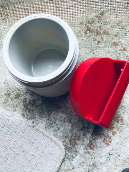 Photo of free Thermos for food. (Woodley RG5) #1