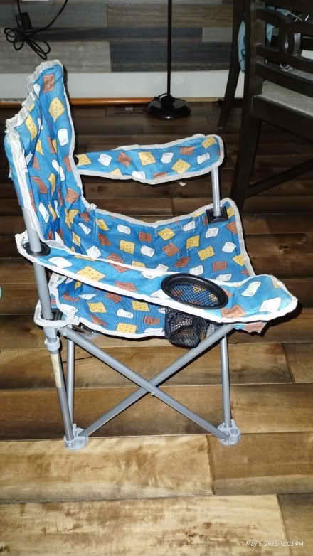Photo of free S'mores Chair In The Bag (Ward 1, Park View, NW, DC) #4