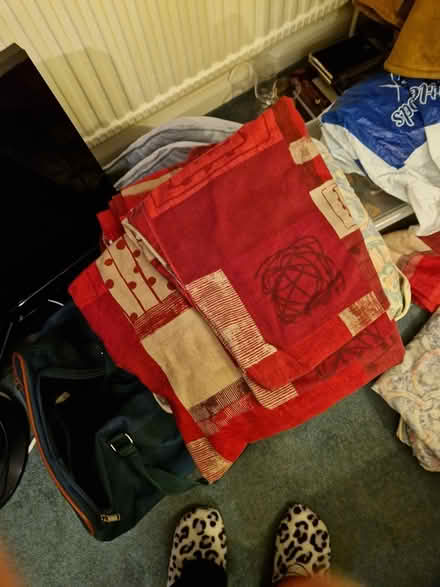 Photo of free 4 x single duvets (Godstone) #4