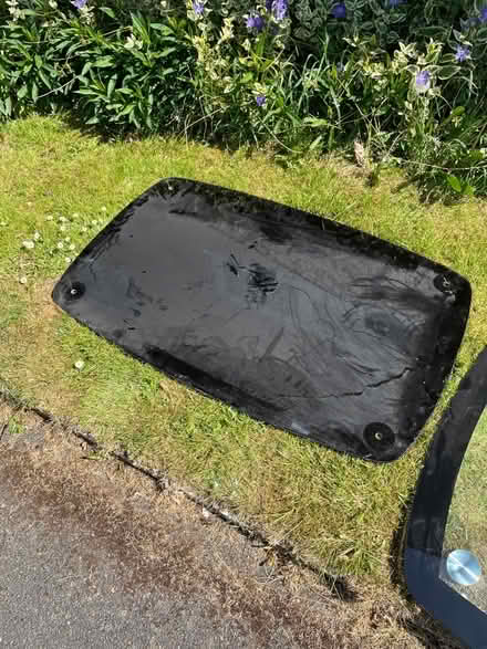 Photo of free Table (Andoversford GL54) #1