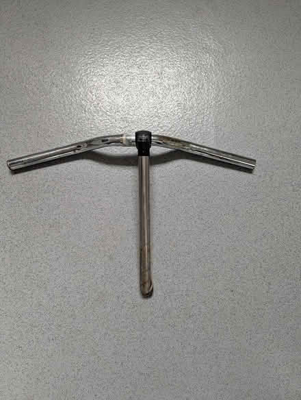 Photo of free Bike Handlebars (Spitalfields E1) #3