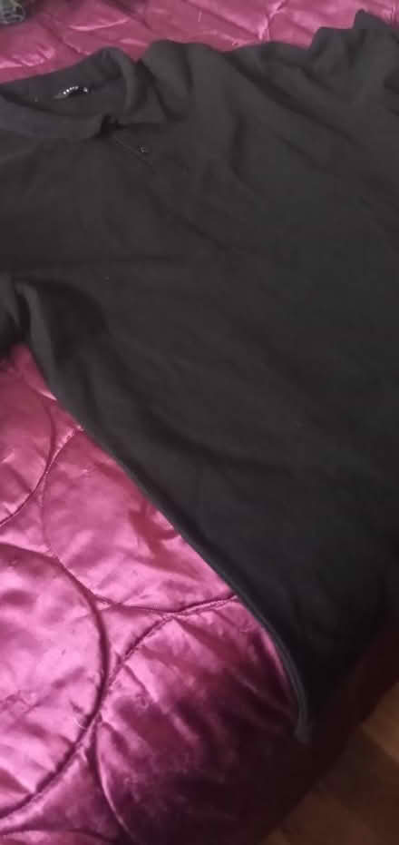 Photo of free NEW Black xxl mens t shirt with collar (Whitehill GU35) #1