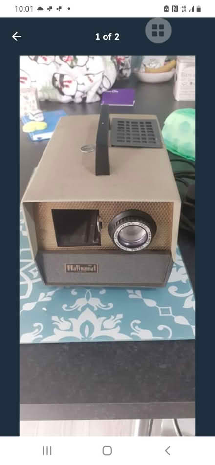 Photo of free Vintage slide projector (Livingston EH54) #1