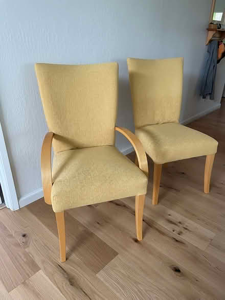 Photo of free Dining table and 6 chairs (Fairlands/ Pleasanton Meadows) #3