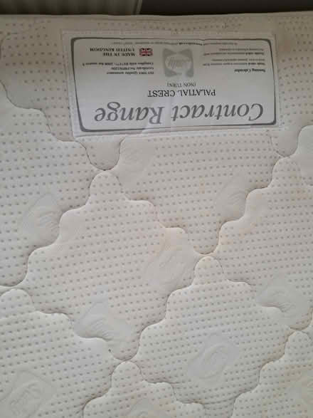 Photo of free Sealy Hotel quality single mattress (TW14) #1
