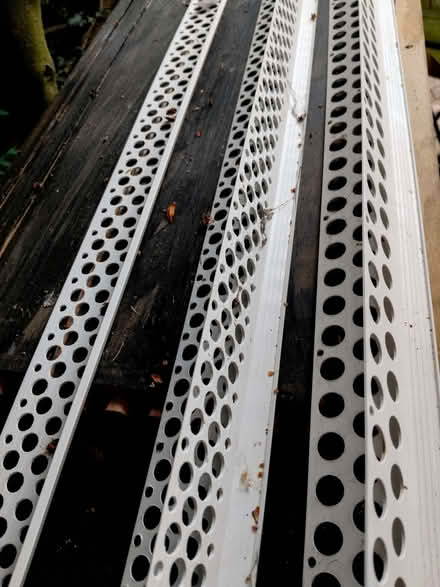 Photo of free External Render beading (Broadwater SG2) #1