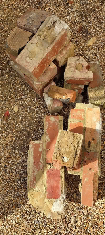 Photo of free few old bricks for hardcore (St Helens TN35) #1