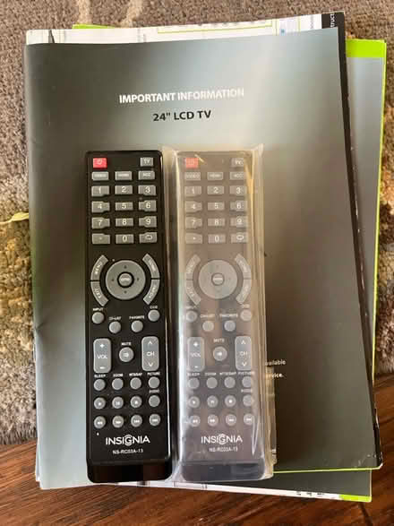 Photo of free 24” insignia LCD TV (Alameda) #2