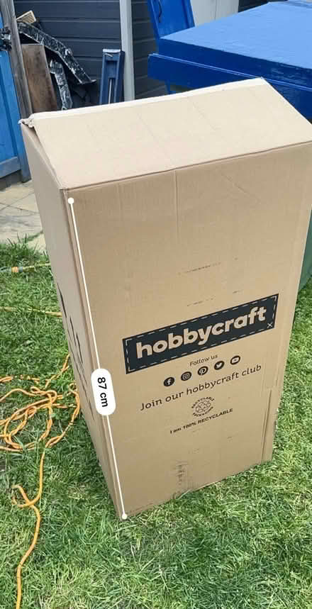 Photo of free Large box (Jennetts park RG12) #3