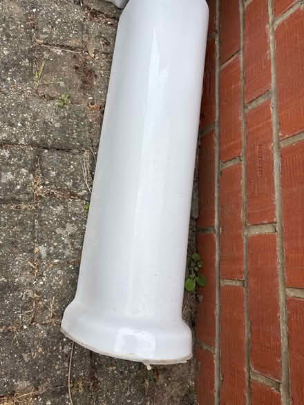 Photo of free Pedestal (Norbury CR7) #2