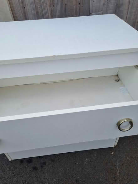 Photo of free Chest of drawers (DE21) #4