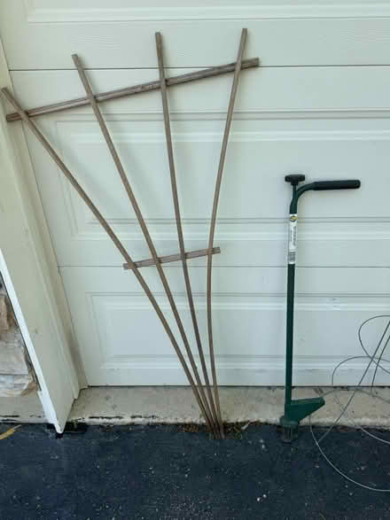 Photo of free Trellis, gas can, weed tool, etc (Orchard and Prairie, Aurora) #3