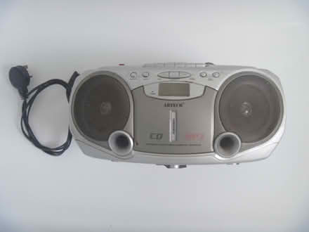 Photo of free Radio/Cassette/CD/mp3 player (Queen's park) #1