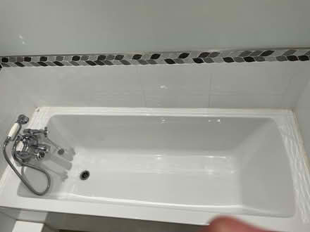 Photo of free Bathroom sanitary ware (AL1) #1