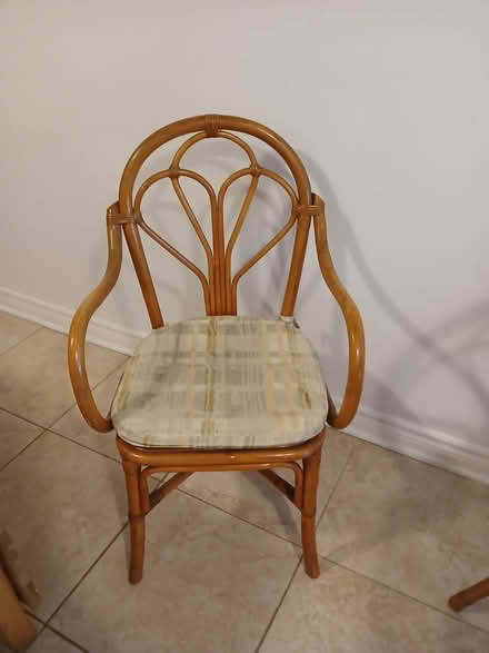 Photo of free Furniture (Richmond Hill near Bloomington) #1