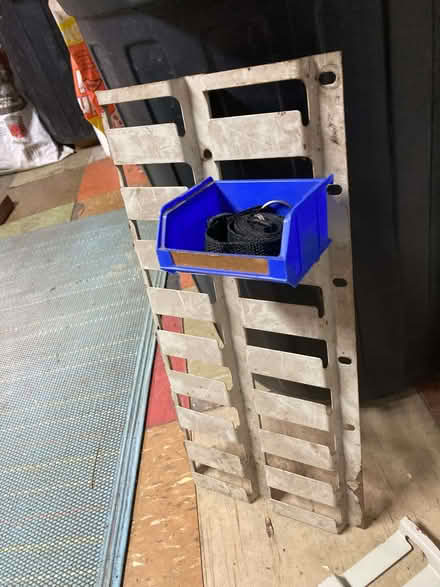 Photo of free mini - skip racks to hang on wall (Gosport PO12) #1