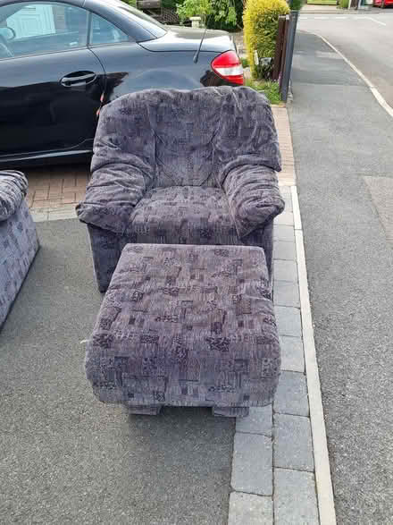 Photo of free 3 seater 1 seater and pouffe (DE21) #3