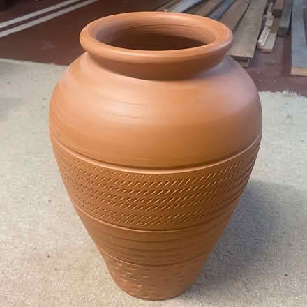Photo of free Terracotta Vase - 40cm / 16in heigh (IP2) #1
