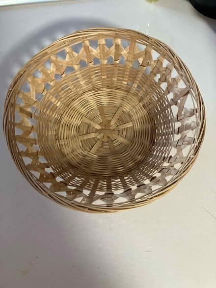 Photo of free Shallow basket (Bensenville) #1