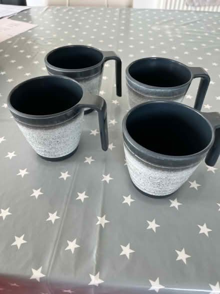 Photo of free 4 Melamine cups (Brighton BN2 6) #1