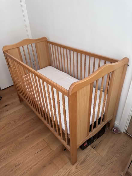 Photo of free Cot with Mattress (Purley CR8) #2