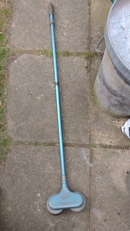Photo of free Vintage Polywhirl rotary Floor polisher (Summertown OX2) #3
