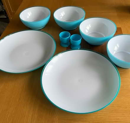Photo of free Picnic plates and bowls (Allesley Park) #1