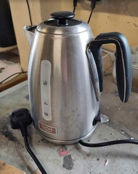 Photo of free Tefal jug kettle, slight leak (Bowerham LA1) #1
