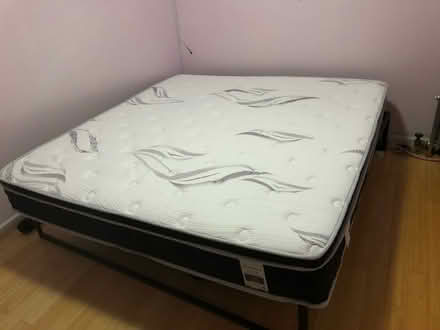 Photo of free Hybrid Innerspring foam Mattress (Hamilton Heights) #1