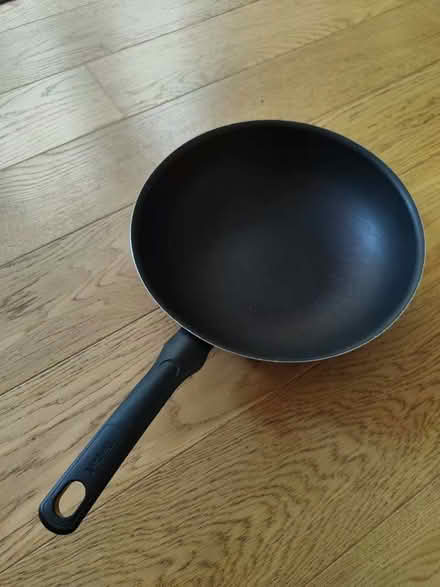 Photo of free Tefal Titanium Wok Pan (White City, W12) #1
